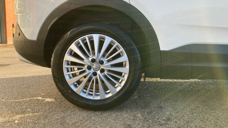 Vauxhall Grandland X 1.2 Turbo Sport Nav 5dr Petrol Hatchback